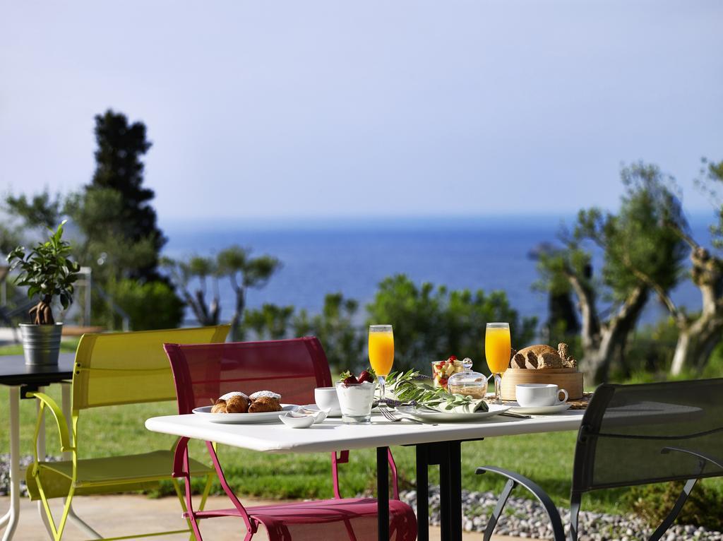 Leivatho Hotel 스보로나타 외부 사진