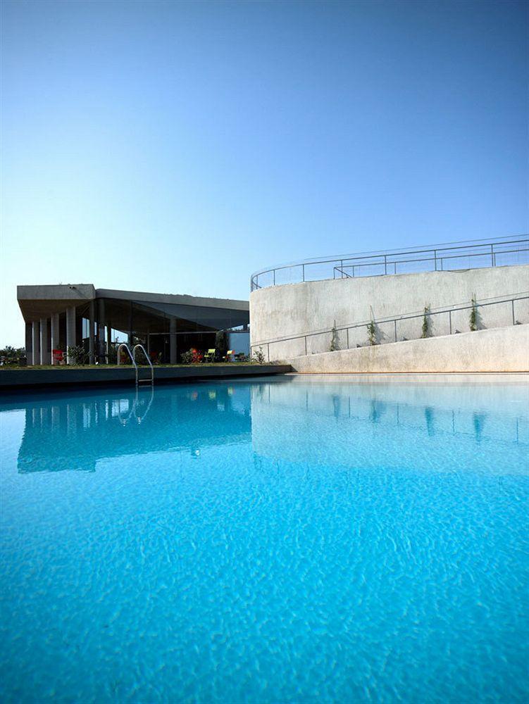 Leivatho Hotel 스보로나타 외부 사진